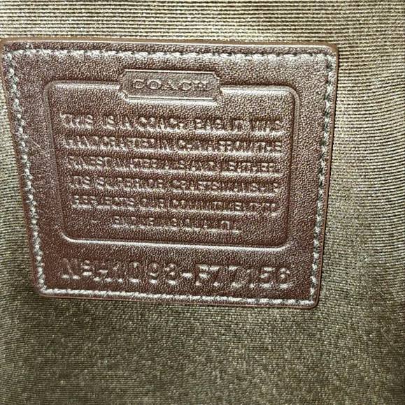 Coach EUC Signature Print Diaper Bag Work Tote 2 Way - Picture 14 of 14